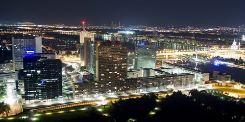 Vienna by night